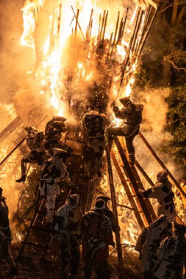 Toba firefestival