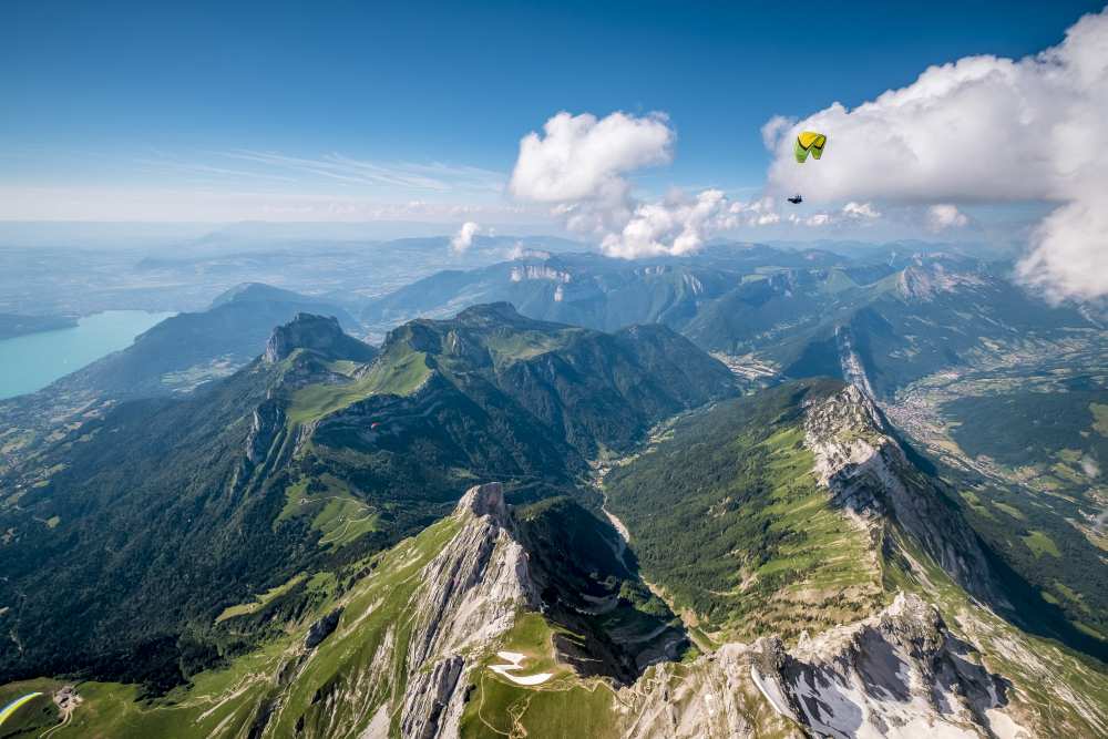 Flying above La Tournette with Francis Boehm "Bimbo" od Tristan Shu