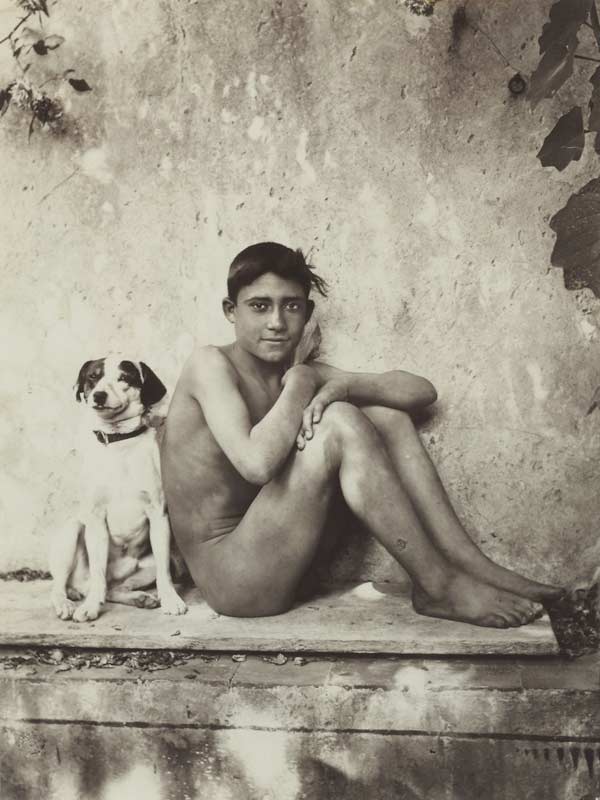 Junge mit seinem Hund, Taormina, Italien od Wilhelm von Gloeden
