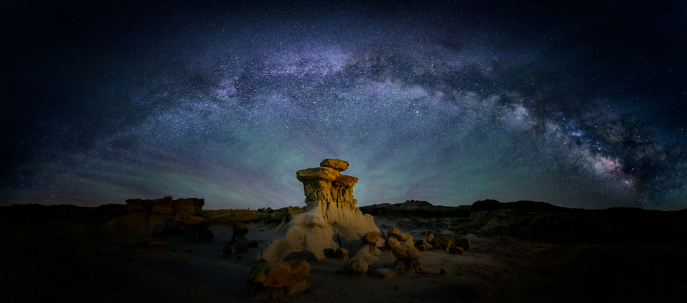 Milkyway arch at Valley of Dreams od Yun Gong